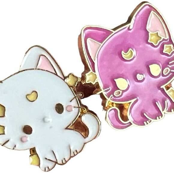 Set of 2 Sailor Moon Luna and Artemis Couple Best Friends Enamel Pins - Picture 7 of 10